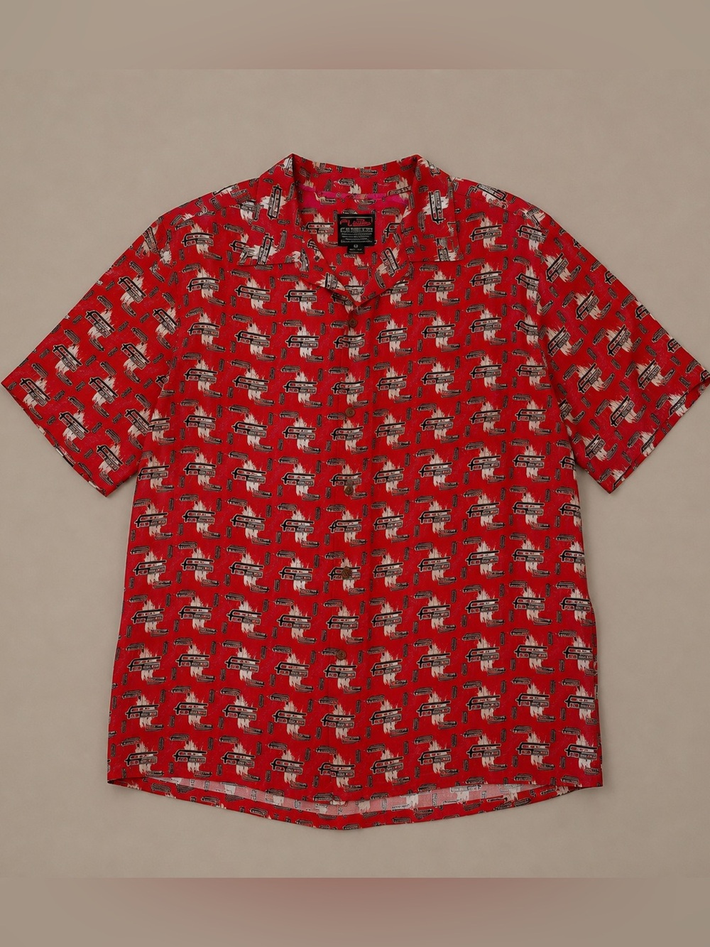 🔥 Vintage FUBU All-Over Logo Red Short Sleeve Button-Up Shirt – Men’s XXL 🔥